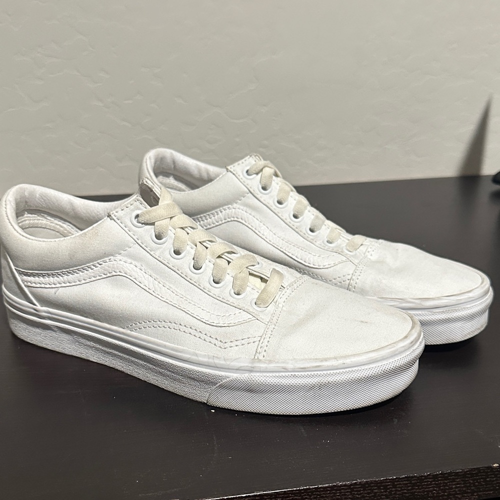 Vans Men's Classic White Sneakers